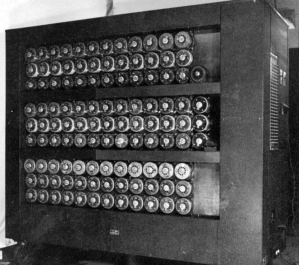 Wartime photograph of a Bombe at Bletchley Park